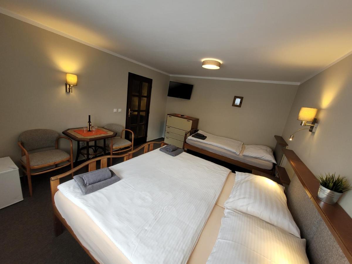 Jeseník Hotel Stary Mlyn מראה חיצוני תמונה