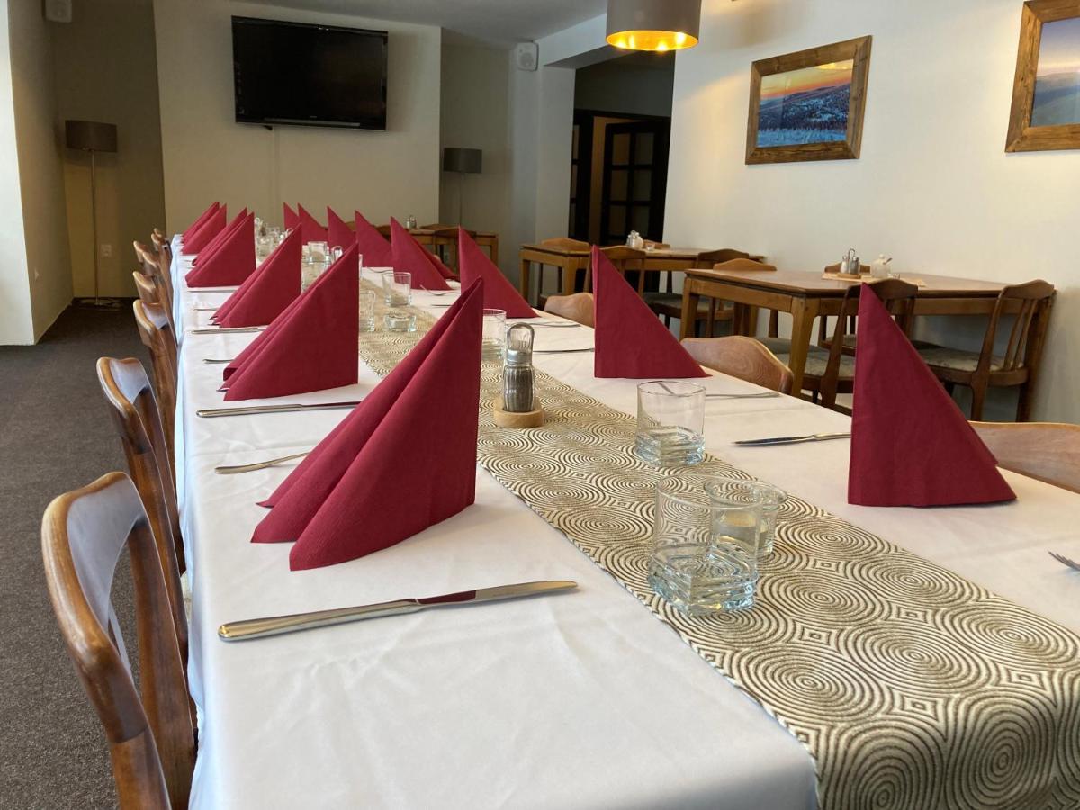Jeseník Hotel Stary Mlyn מראה חיצוני תמונה